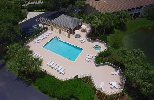 Gateway Condominio | Gorgeous 2 Bedroom Condo Along The Golf Course w/ Club Amenities!