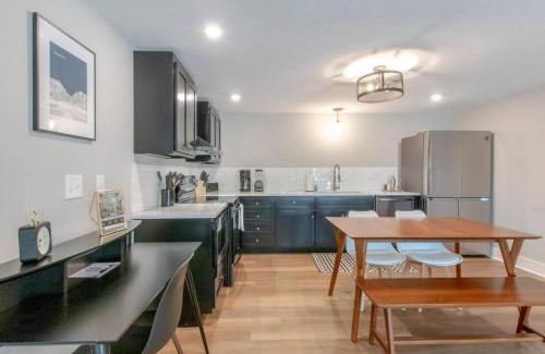 Franklin Casa | Gorgeous 2 Bedroom Historic Franklin Quadplex