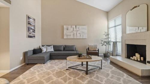 Cameron Wood Casa | Gorgeous 2 BR near Carowinds - Patio - Pool