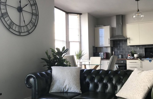 Hele Apartamento | Gorgeous 2bed Apartment in the Heart of Ilfracombe