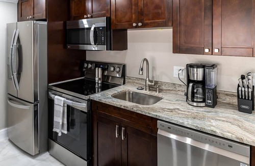 Temple Terrace Casa | Gorgeous 2BR/2BA Accessible Home Located Close To Many Tampa Attractions!