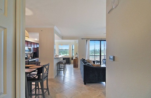 Lakewood Ranch Condominio | Gorgeous 2BR condo in Lakewood National - The Nest