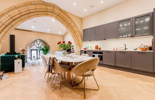 North Finchley Apartamento | Gorgeous 2BR Flat in North Finchley, 3 min tube
