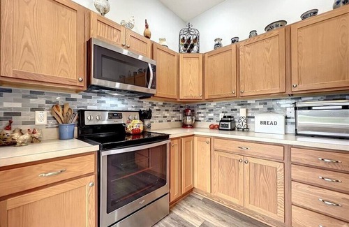 Wildwood Casa | Gorgeous 3 bd-2 bth in Fenney w/4-seat Golf Cart; Near Brownwood, Sawgrass, Golf