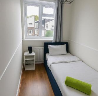 Abbey Wood Apartamento | Gorgeous 3 bed House - Free Parking near Elizabeth line