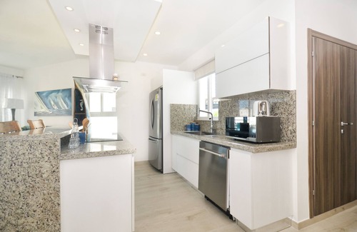 Playa Bibijagua Condominio | Gorgeous 3 bedroom condo in a beachfront Community