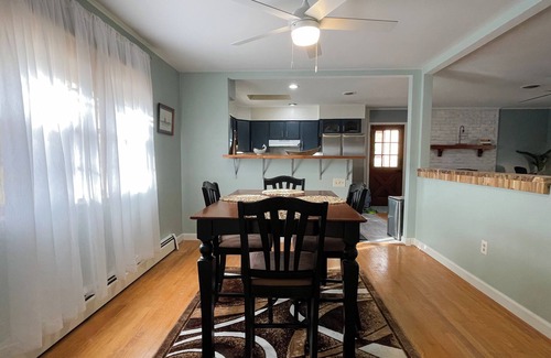 Staunton Casa | Gorgeous 3-bedroom house with Fenced Yard in charming Staunton