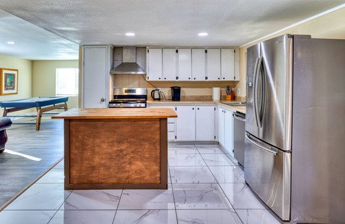 Pleasanton Casa | Gorgeous 3BR House for Refreshment & Relaxation!