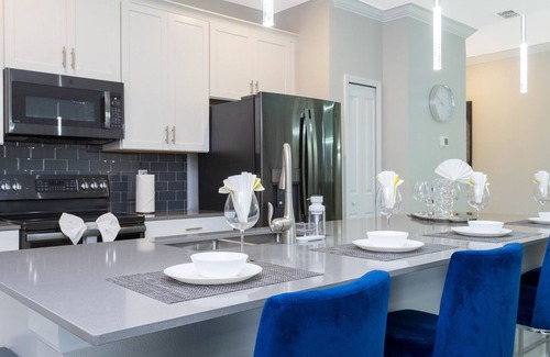 Kissimmee Villa | Gorgeous 4Bd Close to Disney w/ Pool @ Storey Lake 4245