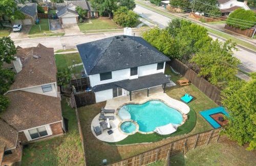 Flower Mound Casa | Gorgeous 4BR 2,5BA Holiday Home 15min to DFW Int Airport