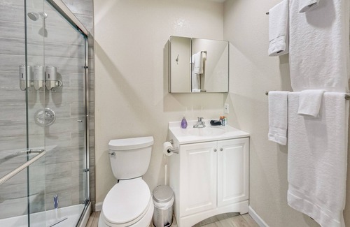Parkside Casa | Gorgeous 4br/2ba home near Ocean Beach