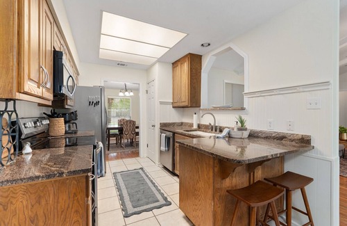 Round Rock West Casa | Gorgeous 5-bedroom House in Established Round Rock Neighborhood