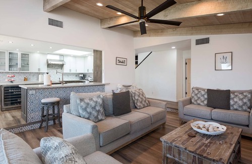Palm Desert Casa | Gorgeous 6 Bed Desert Estate with Huge Pool, Game Room & Beautiful Desert Views
