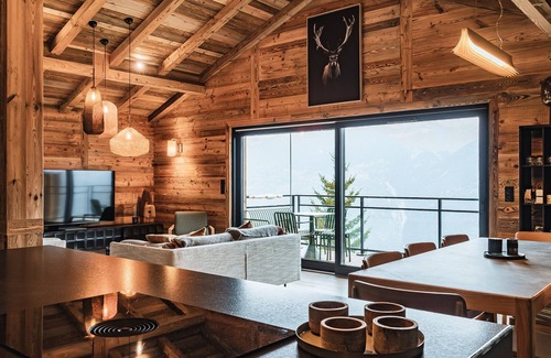 Montalbert Chalet De Esquí | Espléndido chalet de 6 habitaciones, jacuzzi y sauna, cerca de pistas en La Plagne Montalbert