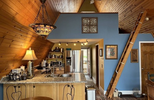 Eddyville Casa | Gorgeous A-frame on Lake Barkley cove: private dock, fire pit, pets ok