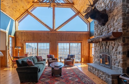 Lake Placid Casa | Gorgeous and spacious Adirondack home with in-ground pool