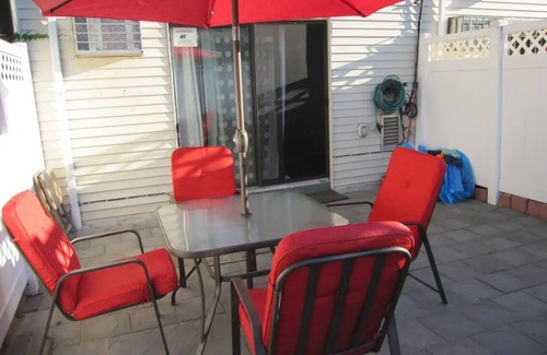 Ocean Hill Apartamento | Gorgeous and Spacious Brooklyn 3 Bedroom home