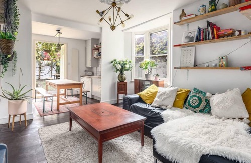 Hackney Downs Apartamento | Gorgeous and Vibrant 3 Bedroom Apartment in London