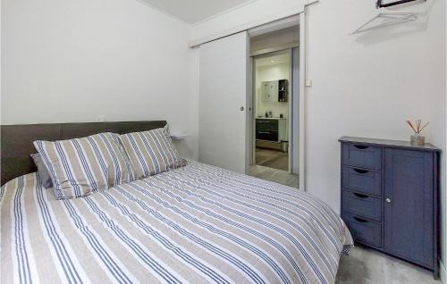 Fatouville-Grestain Apartamento | Gorgeous Apartment In Fatouville-Grestain