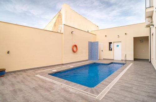 Fuente de Piedra Apartamento | Gorgeous apartment in Fuente de Piedra