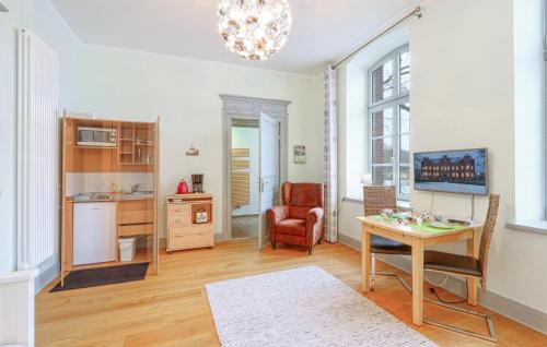 Krakow am See Apartamento | Gorgeous Apartment In Krakow Am See