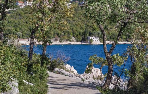 Klanfari Apartamento | Gorgeous Apartment In Dramalj With Wifi