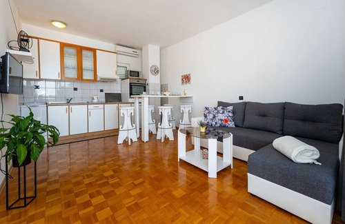 Galovac Apartamento | Precioso apartamento en Galovac con.