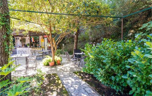 Gruda Apartamento | Gorgeous Apartment In Gruda With Wifi