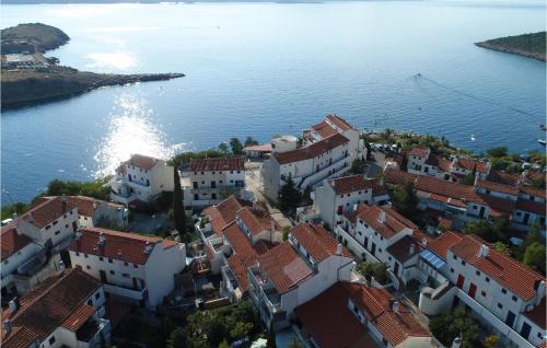 Stinica Apartamento | Gorgeous Apartment In Stinica