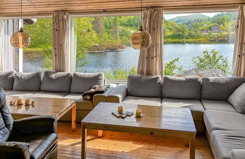 Sirdal Apartamento | Precioso apartamento en Tjørhom con.