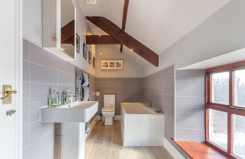 South Charlton Casa | Gorgeous barn conversion Northumberland coast - close to Embleton and Alnwick.