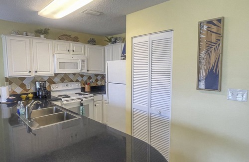 Fort Walton Beach Condominio | Gorgeous beachfront condo, shared pool and beach access