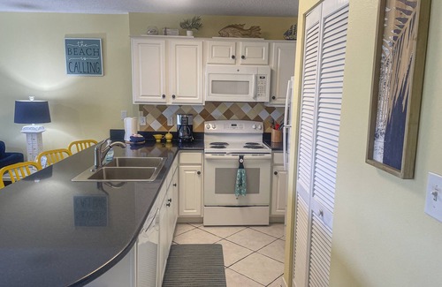 Fort Walton Beach Condominio | Gorgeous beachfront condo, shared pool and beach access