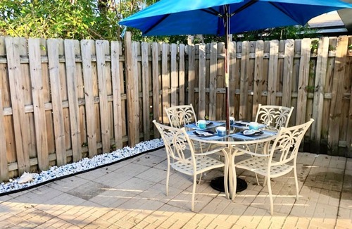 Key Biscayne Condominio | Precioso condominio con playa elegante en alquiler !!!!