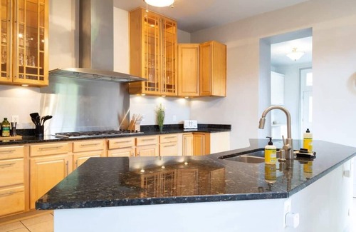Benton Park Casa | Gorgeous Benton Park Manor / ABODEbucks