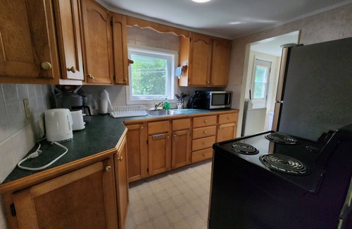 Halifax County Cabaña | Gorgeous Cottage on the waterfront lake
