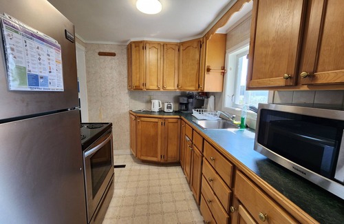 Halifax County Cabaña | Gorgeous Cottage on the waterfront lake