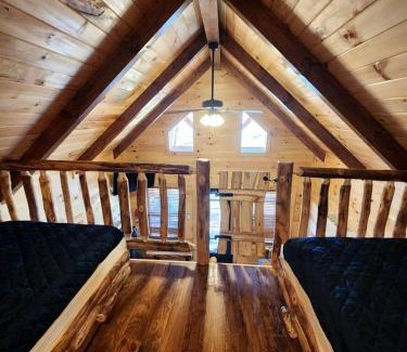 Scio Casa | Gorgeous Cabin Great for Family Getaways in Ohio