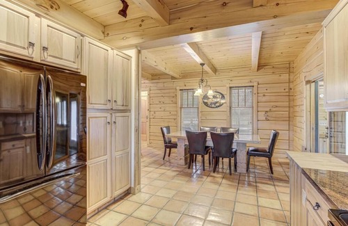Payson Cabina | Gorgeous Cabin w/direct trail access for hiking & off roading!