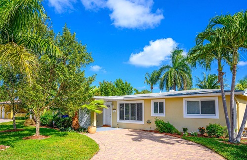 Cypress Lakes Casa | Gorgeous Canal Home w/ Heated Private Pool and Dock - Near Beach