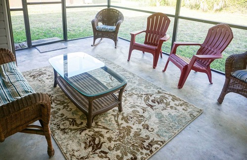 Yacht Club Cabaña | Gorgeous Cape Coral Duplex Home w/ Modern Interior