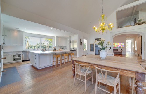Carpinteria Casa | Gorgeous Carpinteria Home: Pool, Spa, Fireplaces!