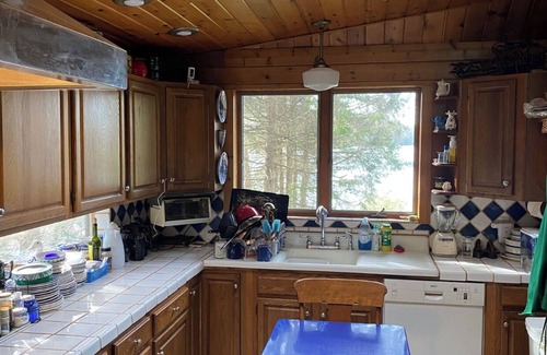 Smallwood Cabina | GORGEOUS CATSKILLS LOG CABIN