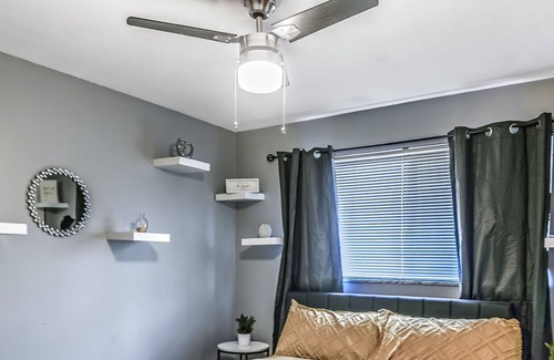 University City Casa | Gorgeous! Centrally located 3bd-2bth Home-St.Louis, MO within University City,MO
