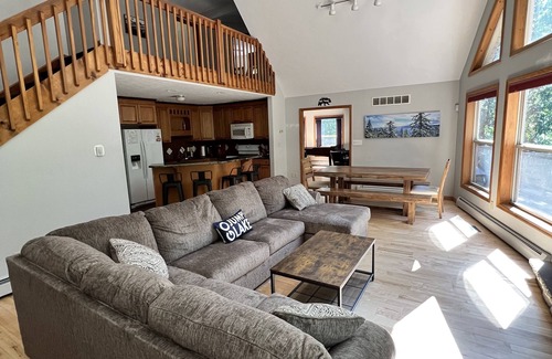 Lake Harmony Estates Chalet De Esquí | Chalet magnífico en el escenario perfecto, realmente uno de los mejores Poconos
