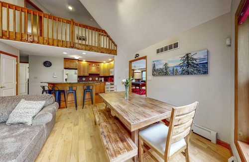 Lake Harmony Estates Chalet De Esquí | Chalet magnífico en el escenario perfecto, realmente uno de los mejores Poconos