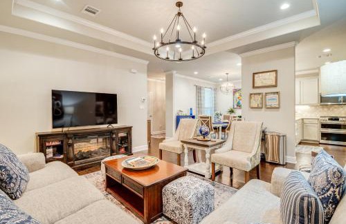 College Station Casa | Gorgeous College Station Townhome with Patio!