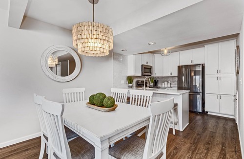 Innsbrook Condominio | Gorgeous, Completely Remodeled, Waterfront Condo on Aspen Lake!