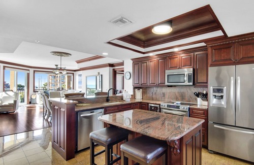 Emerald Waters Village Condominio | Gorgeous Condo at Mediterranea!