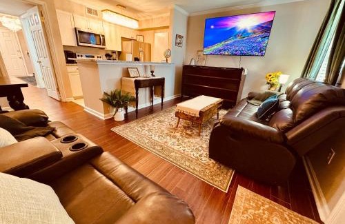 Auburn Casa | Gorgeous Condo across from Vet School